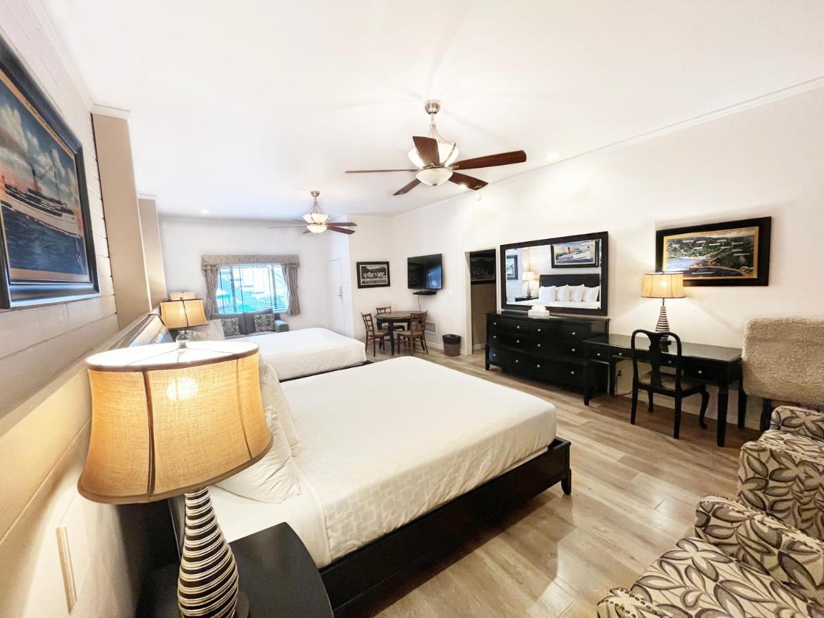 Catalina Courtyard Suites Авалон Экстерьер фото