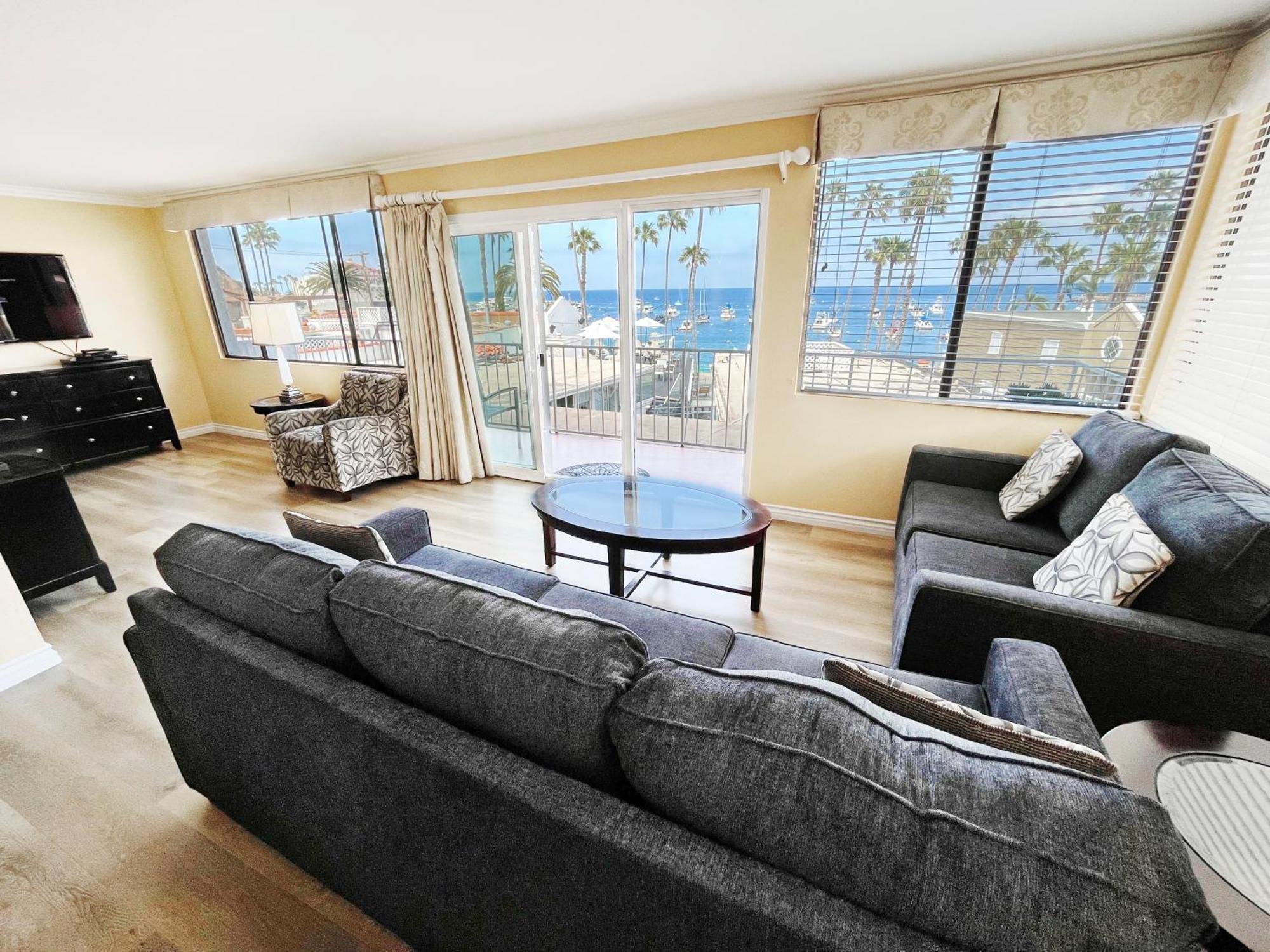 Catalina Courtyard Suites Авалон Экстерьер фото